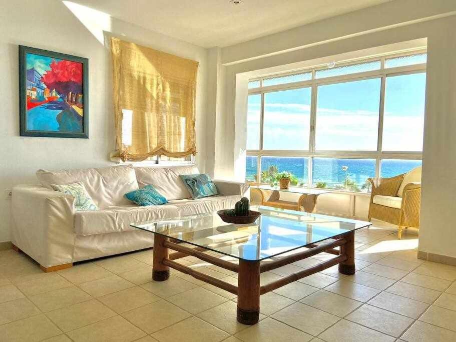 Apartamento Sea View By Solymar Holiday 토레델마르 외부 사진